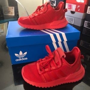 9C Adidas U Path Run